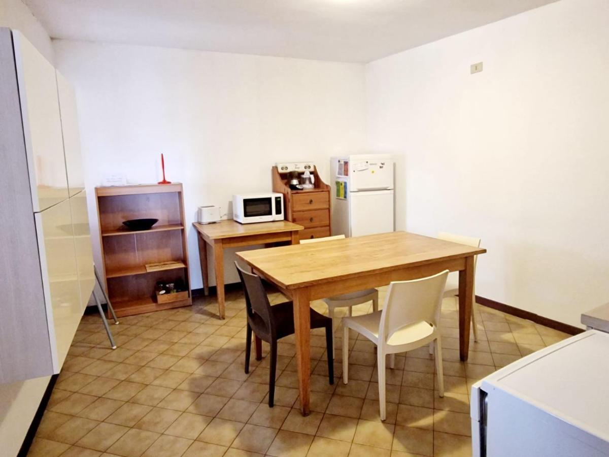 Borgo Volciano Garda Lake App.2 Roe Dış mekan fotoğraf